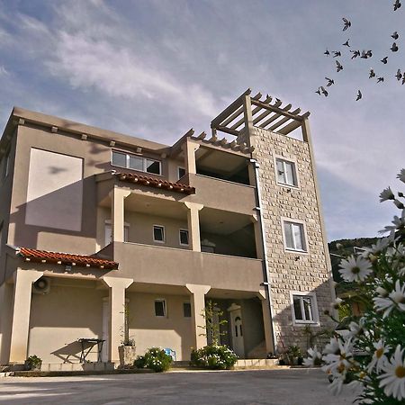 Mirta Apartments Family Farm บุดวา ภายนอก รูปภาพ