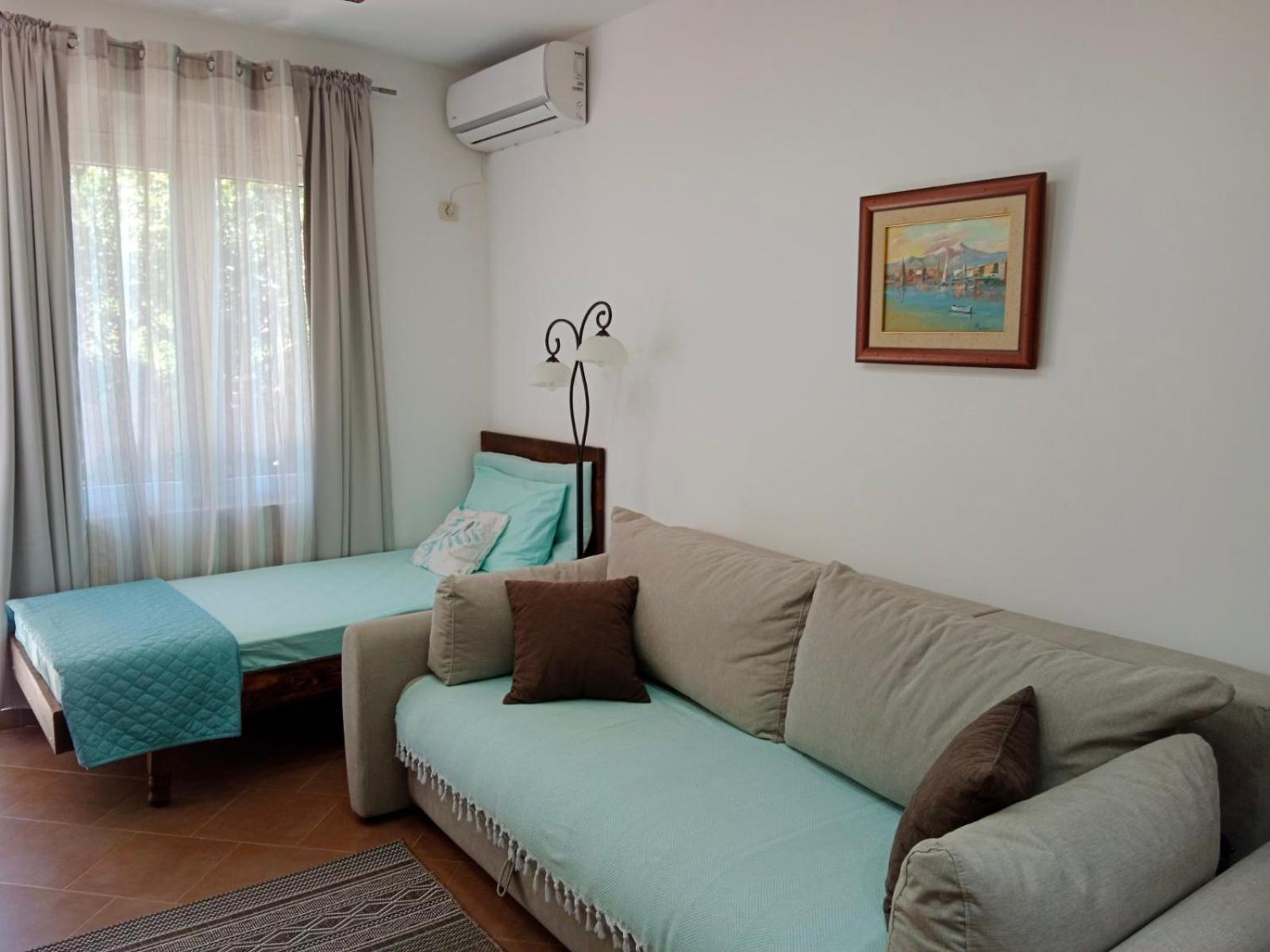 Mirta Apartments Family Farm บุดวา ภายนอก รูปภาพ